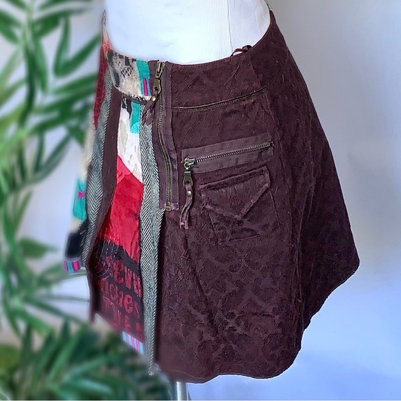 p l e a t :: Unique Bold Multimedia Pleated Mini Skirt Tweed Velvet - Picture 5 of 15